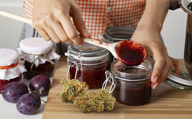 Банки с готовым джемом