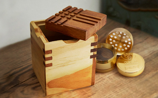 Популярность деревянных коробок для конопли Комплекты для хранения: банки, лоток, гриндер