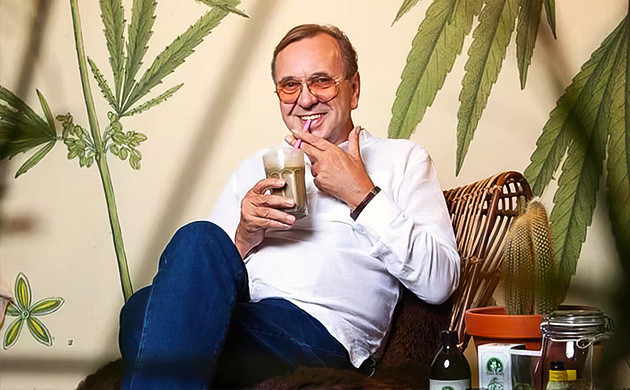 эксперимент по скрещиванию Бена Дронкерса